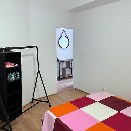 Le Colore- T2 Confortable Avec Vue Sur เนรัค ภายนอก รูปภาพ