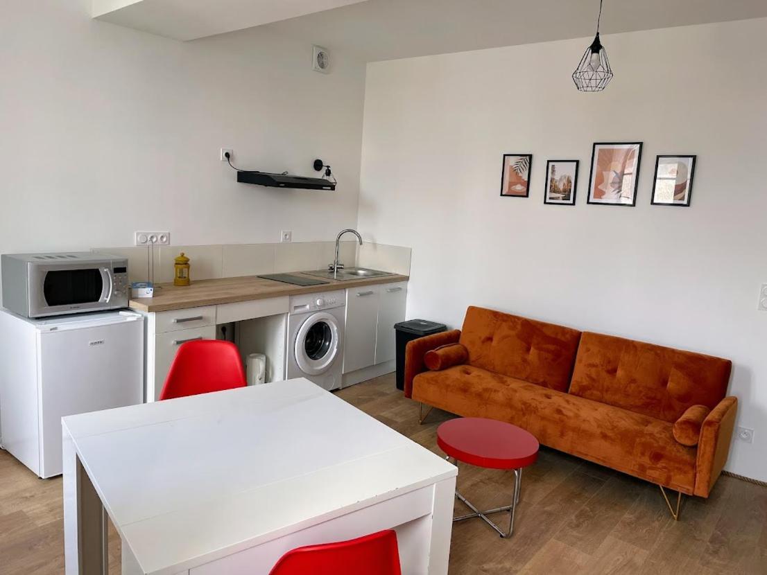 Le Colore- T2 Confortable Avec Vue Sur เนรัค ภายนอก รูปภาพ
